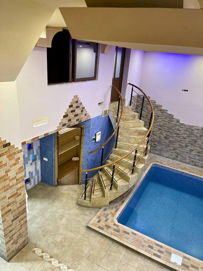 יירבאן Joy Hotel Apartament מראה חיצוני תמונה