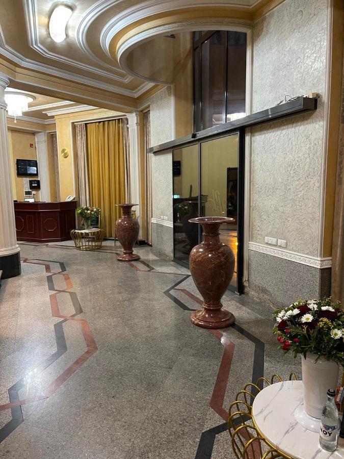יירבאן Joy Hotel Apartament מראה חיצוני תמונה