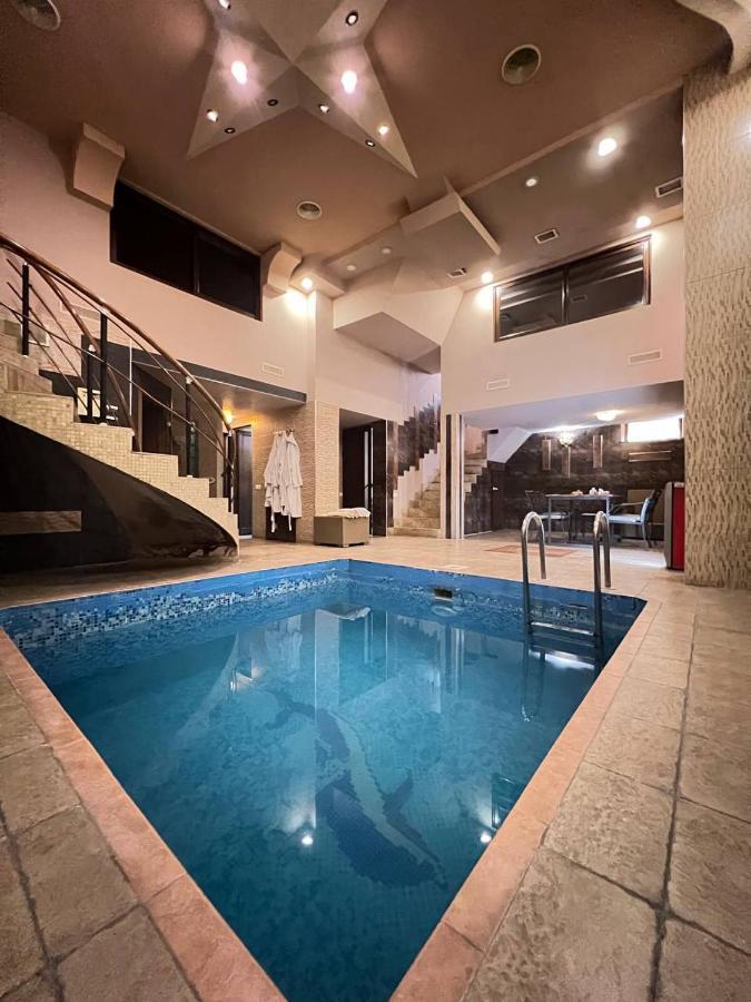 יירבאן Joy Hotel Apartament מראה חיצוני תמונה