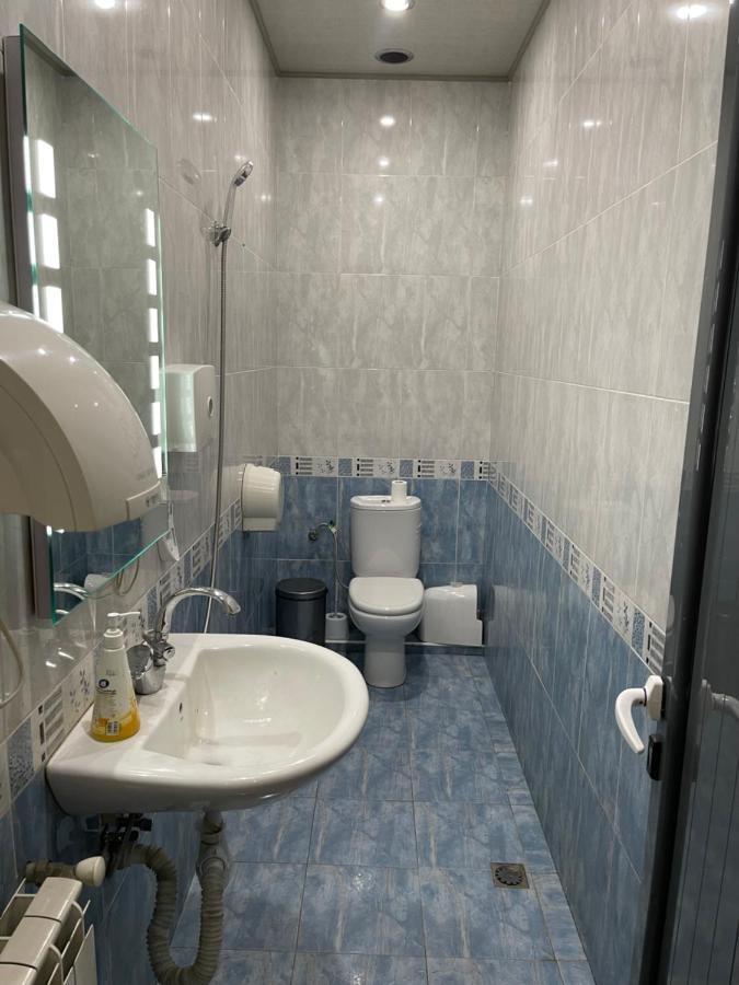 יירבאן Joy Hotel Apartament מראה חיצוני תמונה