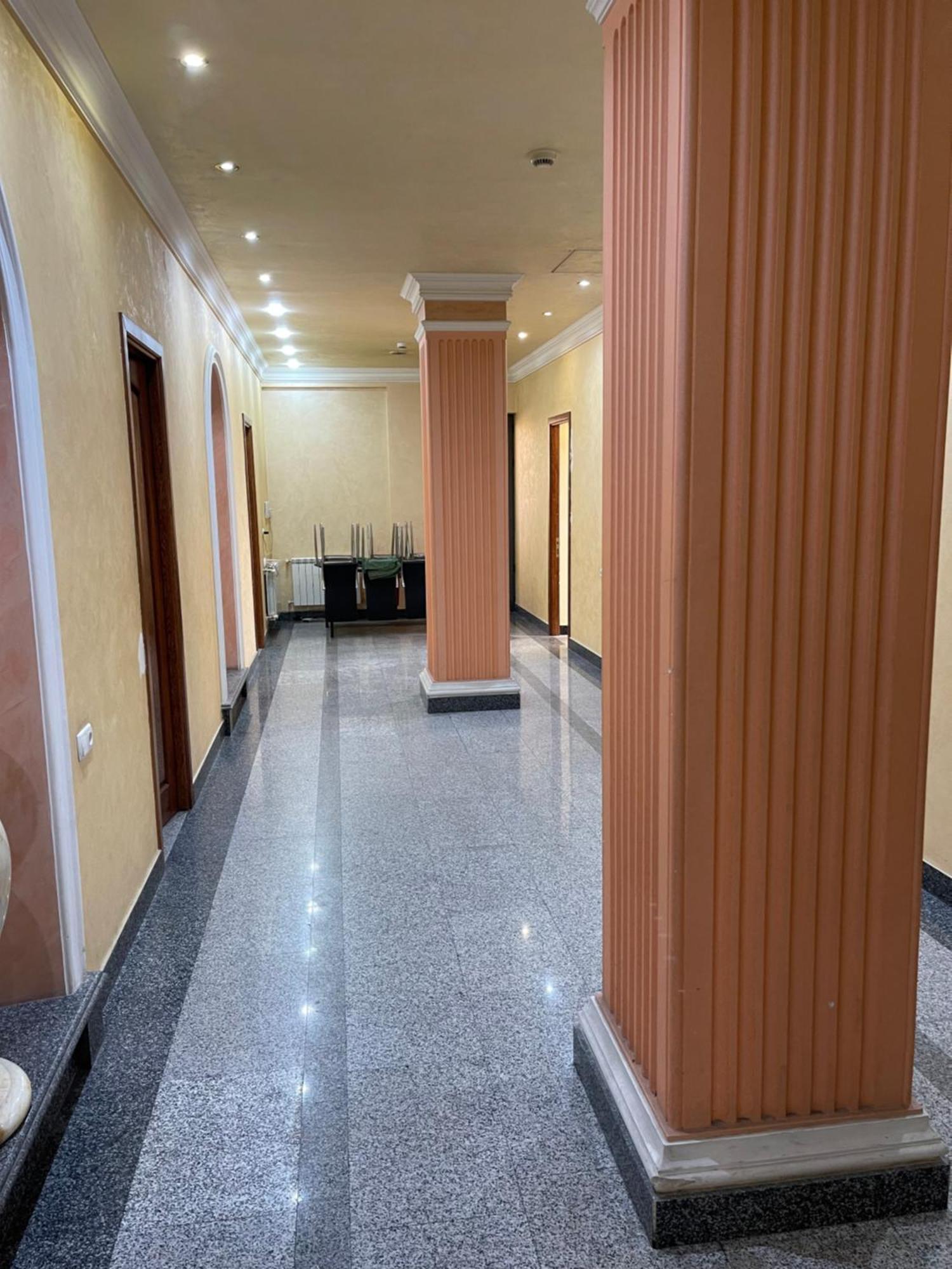 יירבאן Joy Hotel Apartament מראה חיצוני תמונה